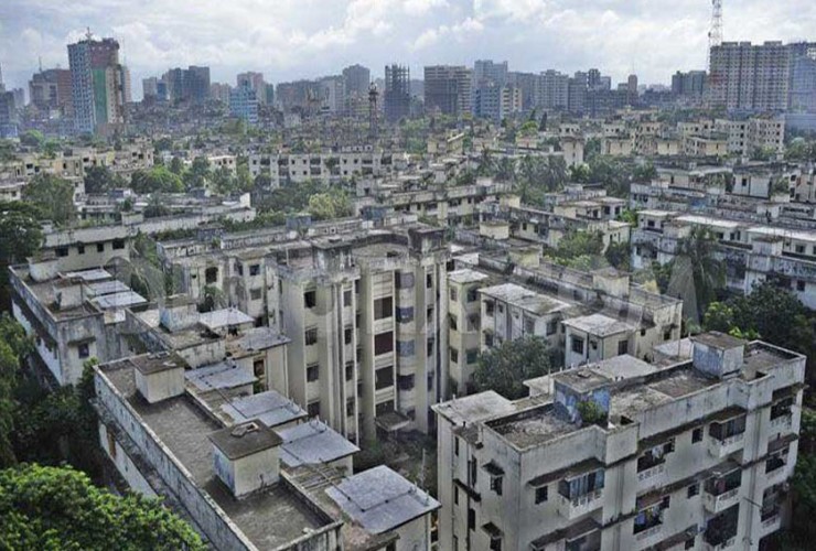 ৮ তলা থেকে পড়ে পুলিশ সদস্যের স্ত্রীর মৃত্যু